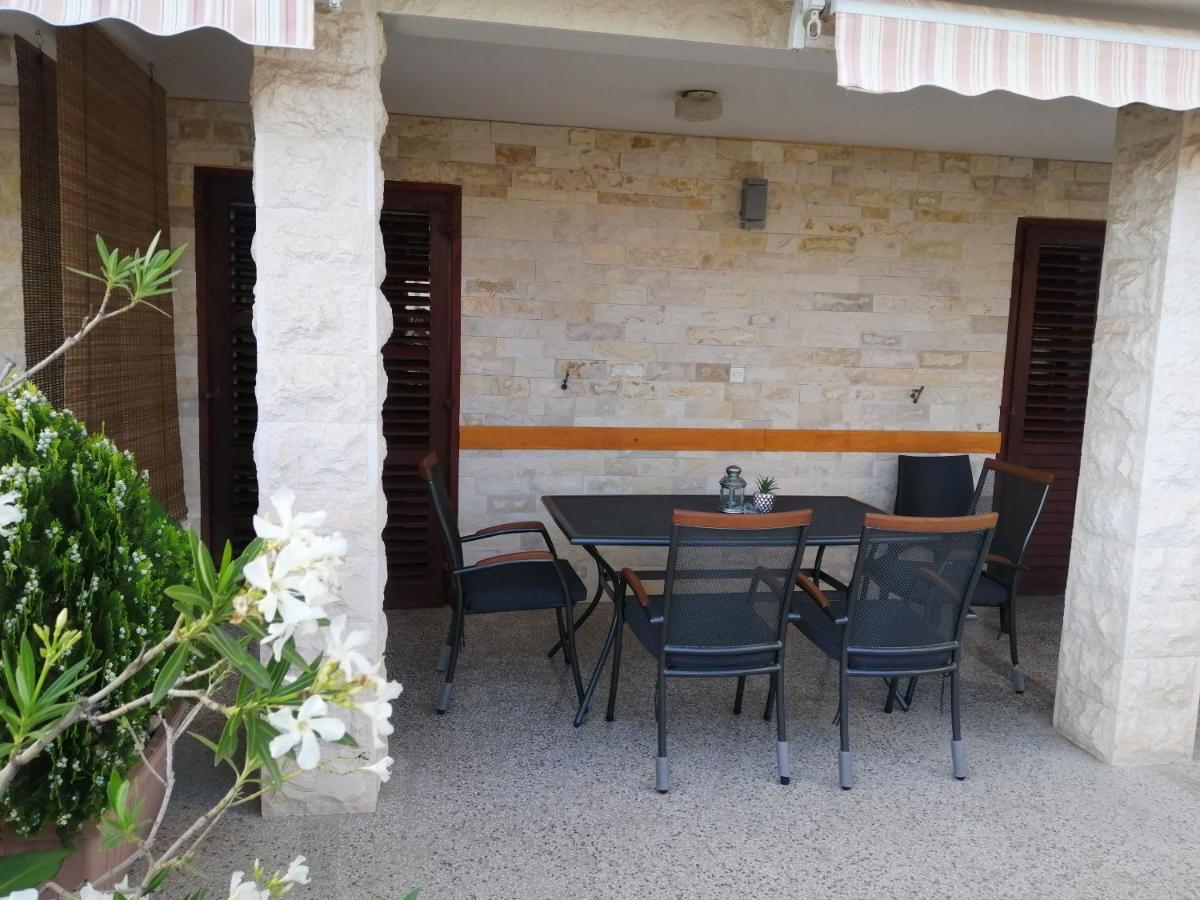 Stonewood Dalmacija Apartman Primošten Kültér fotó